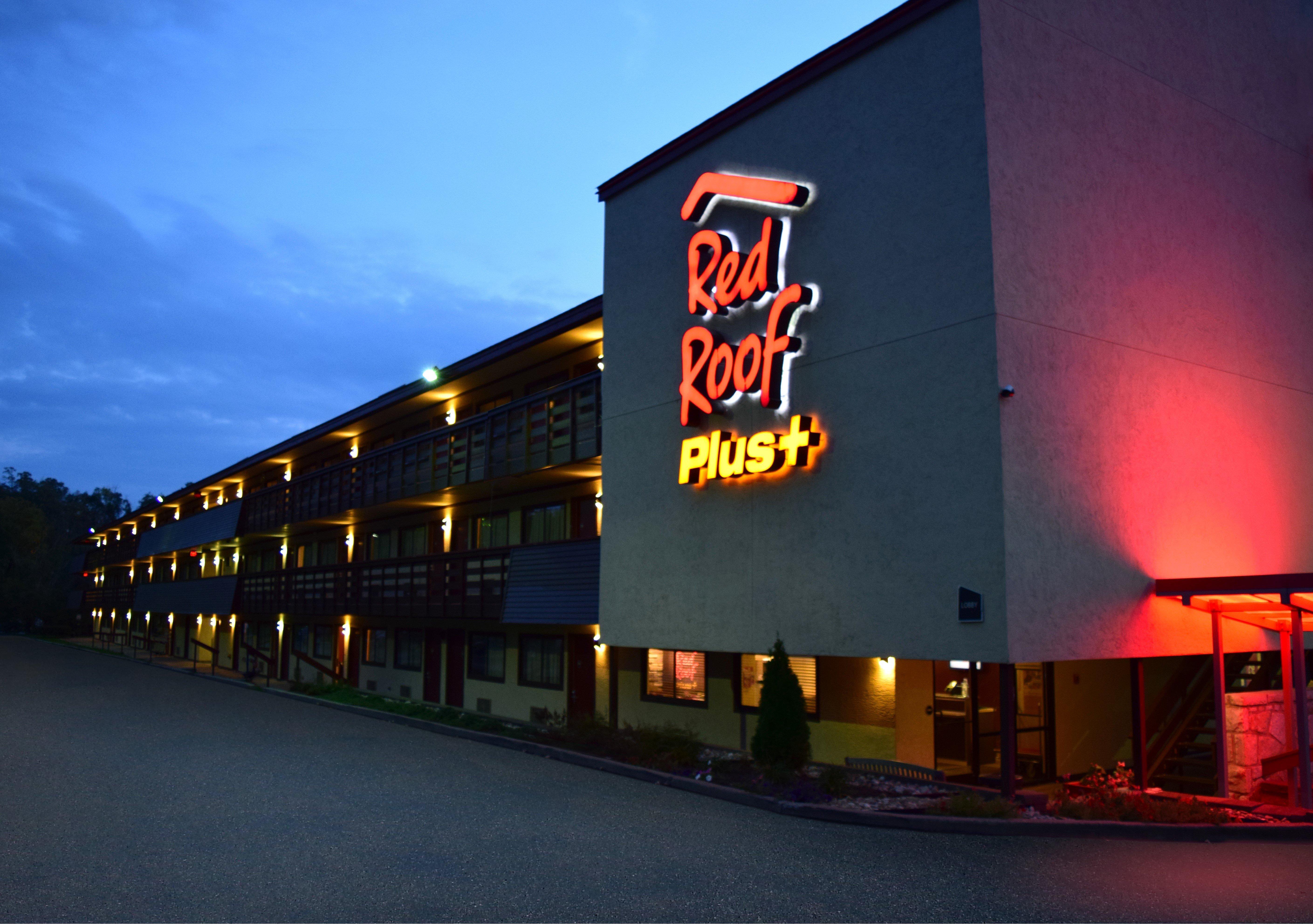 Red Roof Inn Plus+ Pittsburgh East - Monroeville Eksteriør bilde